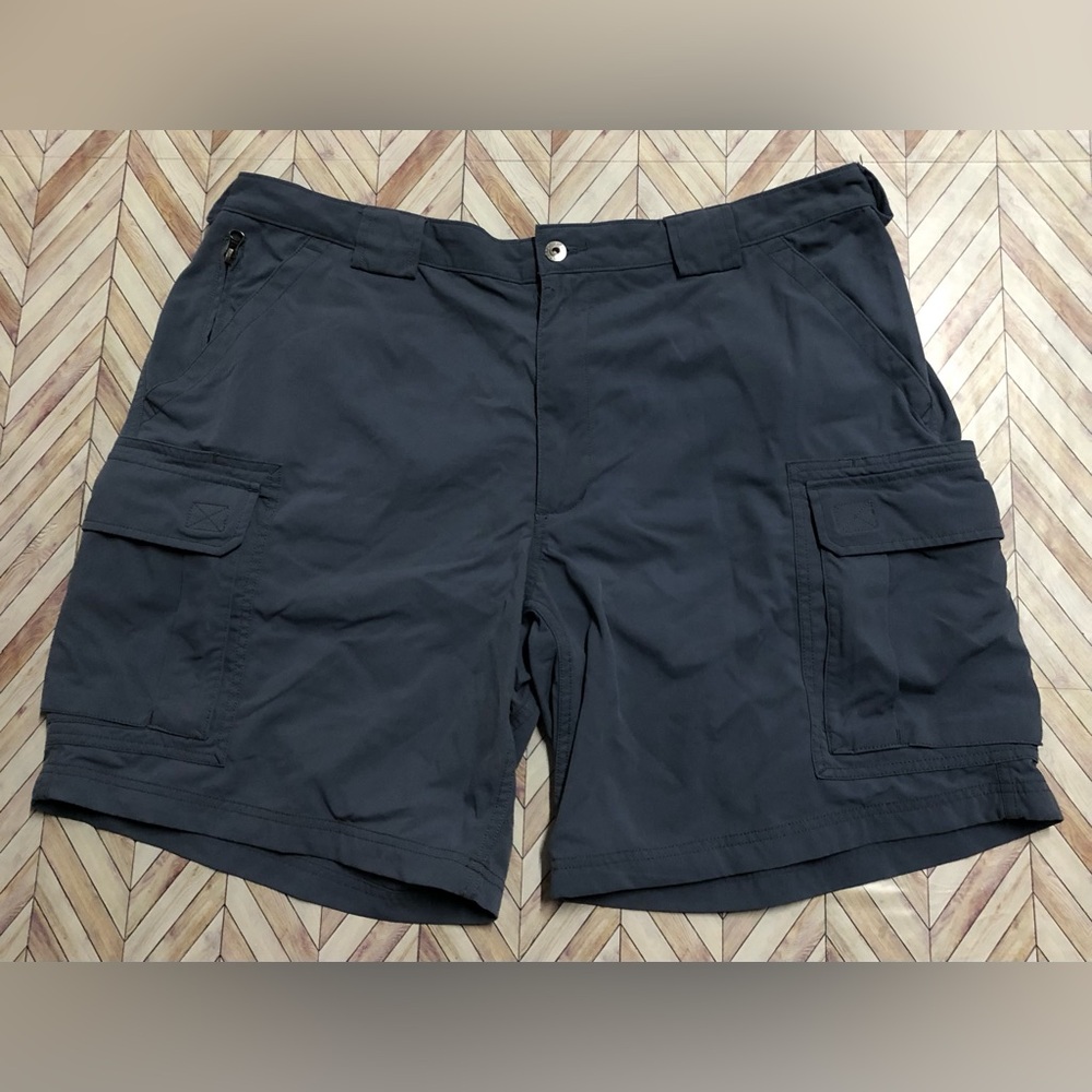 Duluth Trading Co Grey/Blue Cargo Shorts Men’s 2XL